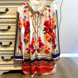 Nice casual comfy shirt dress for a night out bar / or club